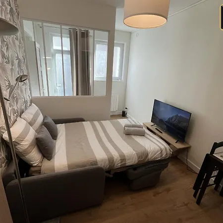 Apartment Le Voltaire